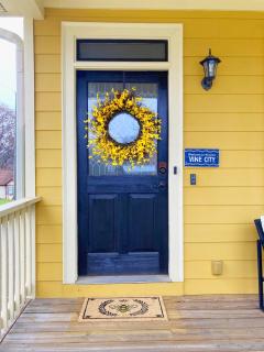 Vine City Bee Hive - Atlanta - 7