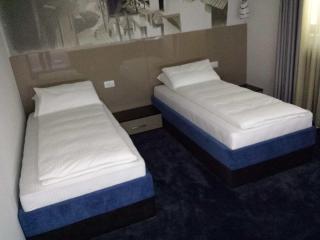 Hotel Boutique Bristol - Sarajevo - 3