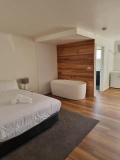 The Rocks Apartments - Halls Gap - 3