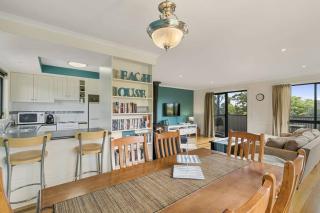 Phillip Island Time - Large home with self-contained apartment sleeps 11 - Cowes - 8