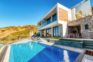 The Cliffhouse by LovelyStay - Fajã da Ovelha - 0
