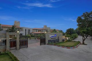 Radisson Blu Resort Visakhapatnam - Visakhapatnam - 9