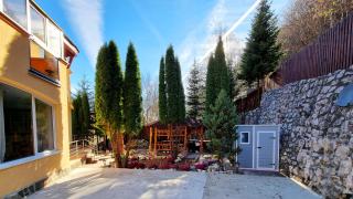 Marble Villa: Luxury estate - central but intimate - Sinaia - 9
