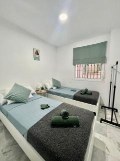 Two Bed, Two Bath Apartment with Sea Views - Angel de Miraflores - Málaga - 1