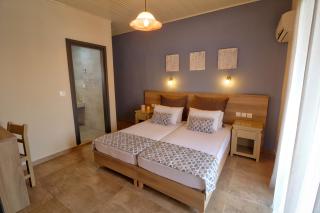 Two Brothers Studios & Apts - Kalamaki - 6