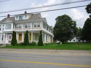 Governor's Mansion Inn - Miramichi - 7