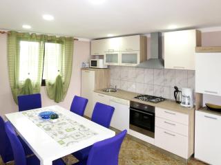 Apartment Vesna by Interhome - Pridraga - 5