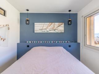 Holiday Home La Corniche by Interhome - La Madrague - 2