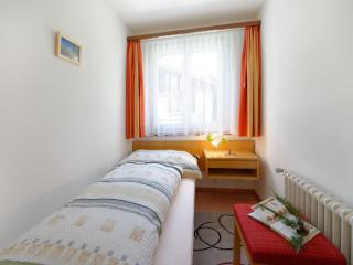 Apartment Hubertus-2 by Interhome - Zermatt - 2