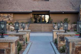 Villa 20 - LUXURY GOLF VILLA, PET FRIENDLY! YEAR ROUND HEATED POOL AND HOT TUB - St. George - 3