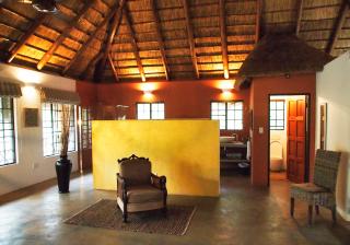 Jabulani Bushhouse - Marlothpark - Marloth Park - 5