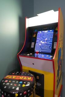 The Mason Jar, Hot Tub, WIFI, 560 FREE tickets each paid day - 8