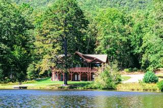 Canoe Landing - Maggie Valley - 0