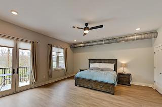 Haywood Chic Retreat Unit 215 - Asheville - 7