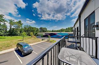 Haywood Chic Retreat Unit 215 - Asheville - 6