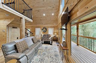Mountain Wolf's Cabin - Gatlinburg - 5