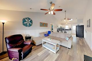 Costal Escape - Sunset Beach - 0