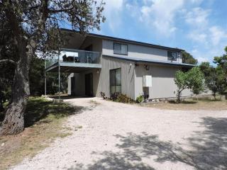 Paradise on The Boulevard - 90 Mile Beach Holiday Home - - 8
