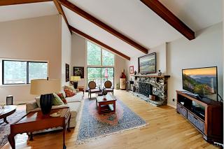 Gorgeous Little River Escape - 0