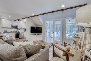 Forest Hideaway - Sunriver - 8