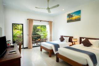 Landing Gold by Amatak - Siem Reap - 1