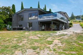 Acacia Bay Bach - Views, Spa & Serenity - Taupo - Taupo - 5