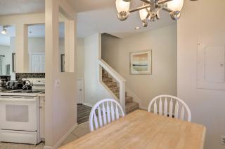Walk to Beach HHI Townhome with Pool Access! - Hilton Head Island - 5