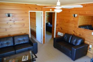 Cedarwood Lakeside Motel & Conference Venue - Rotorua - 6