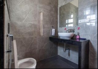 StayVista's Greenwoods Villa 7 - City-Center Villa with Private Pool, Terrace, Lift & Ping-Pong Table - Lonavala - 2