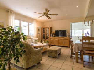 Bungalow near Dordogne with Pool and BBQ - Nadaillac-de-Rouge - 3
