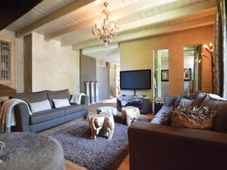 Group Stay with Private Pool and Sauna - Alphen - 9