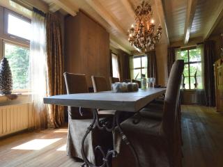 Group Stay with Private Pool and Sauna - Alphen - 8