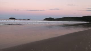 Apartamento funcional na Praia de Palmas Governador Celso Ramos - 4