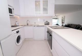 1002 Bermudas - by Stay in Umhlanga - Durban - 2