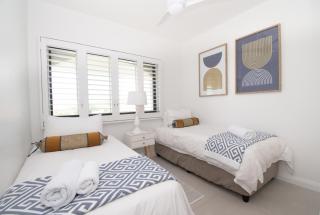 1002 Bermudas - by Stay in Umhlanga - Durban - 4