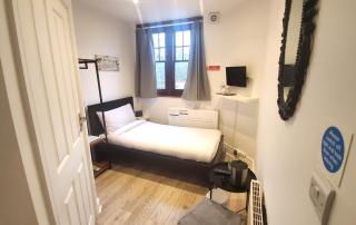 Sleeplicity London Heathrow - Feltham - 1