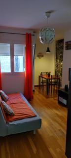 APARTAMENTO JUNTO AL MAR - 1