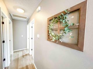 2 Master Suites! Pet Friendly With MTN Views - 5