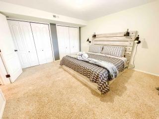 2 Master Suites! Pet Friendly With MTN Views - 1