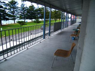 Grand Tasman Hotel - 4
