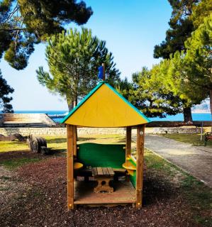 Villa Bionda Beachfront Apartments, Old Town Novigrad - 5