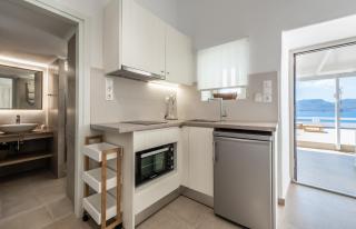 Anemi Suites - Adamantas - 6