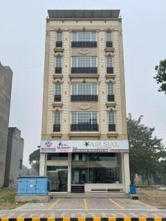 Multazam Heights, DHA Phase 8 - 3 Bedrooms Luxury Apartments - 7