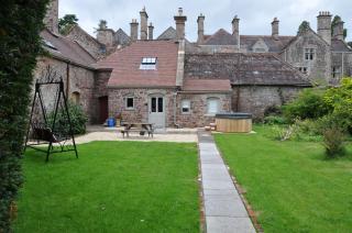 Cecile's Cottage at Cefn Tilla Court, Usk - Usk - 0