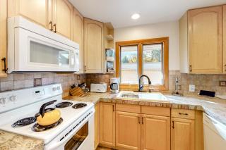 Stagecoach Lane House - 1