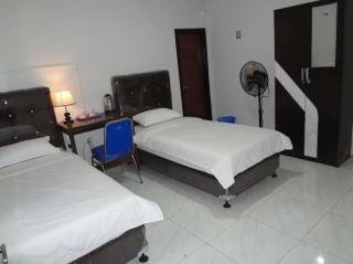 Asmanida Syariah Guest House - Bukittinggi - 5