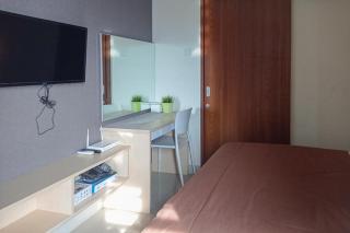 RedLiving Apartemen Grand Kamala Lagoon - Pekayon Tower Barclay North - 5