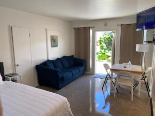 Tiana Beach Inn - Hollywood Beach - 7
