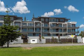 Tahunanui Oceanview Apartment - Nelson - 5