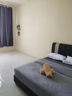 Afiyah Guesthouse - Padang Besar - 4
